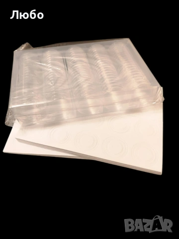 Кутия с 100 броя капсули за монети (до 27мм и до 30мм)