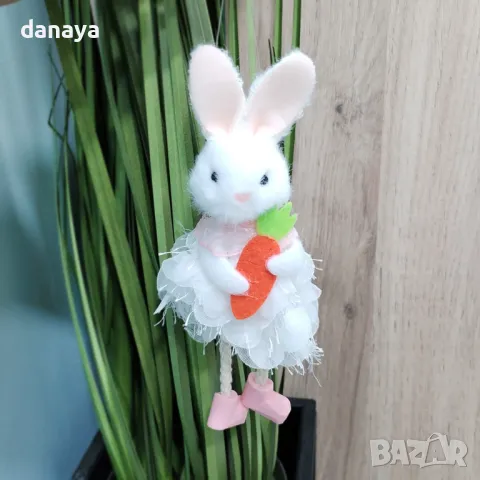 5697 Великденска украса Зайче с рокличка и обувки, 15 см, снимка 2 - Декорация за дома - 48930974