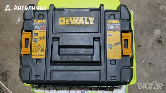 Акумулаторенъглошлайф Dewalt DCG414 flexvolt с куфар и 9Ah батерия, снимка 2 - Ъглошлайфи - 52673538