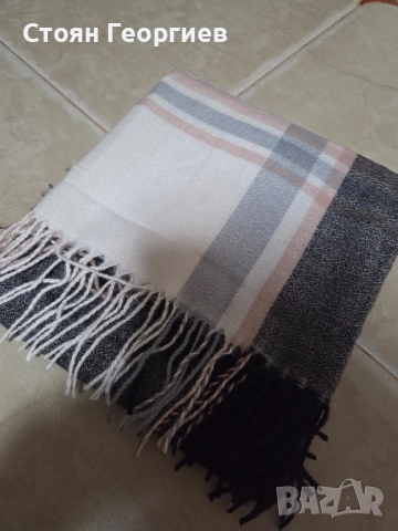 Чисто нов шал 67/186см, снимка 2 - Шалове - 52189567