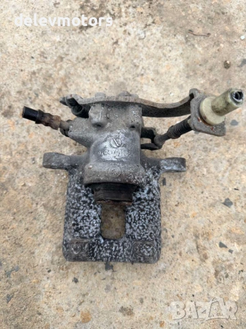 0204Y01989 / 47830 02101 заден десен спирачен апарат от Toyota Corolla 1.6i Valvematic Comfort, снимка 3 - Части - 53426178