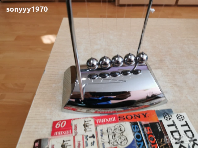 Люлка на Нютон-18Х18Х11СМ-ИНОКС 1401261605, снимка 5 - Колекции - 53097952