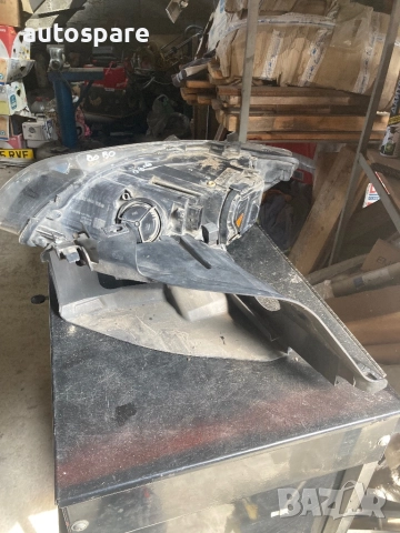 Десен фар ксенон за Audi Q7. Кю7. Преди фейслифт.  06-09. Не завиващ. 4L0941004A. Обурудван. , снимка 8 - Части - 51908597