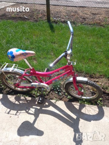 Продавам детски велосипед в отлично състояние