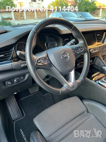 Opel Insignia Bi-Turbo 4x4, снимка 14 - Автомобили и джипове - 50540558