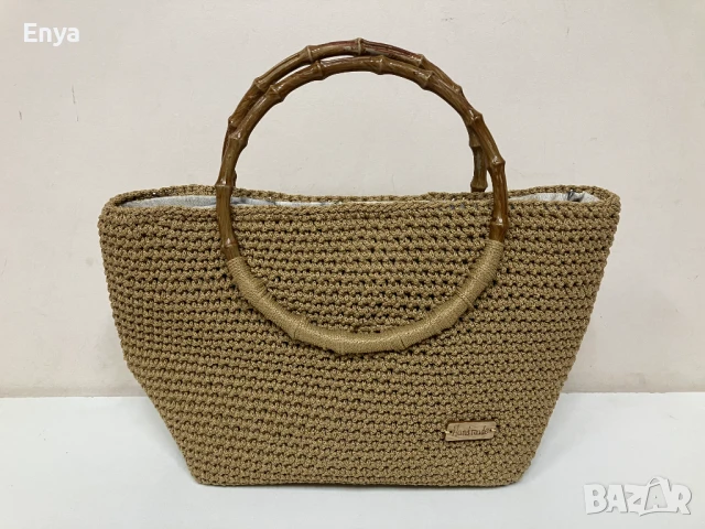 Ръчно-плетена дамска чанта с твърди дръжки, снимка 2 - Чанти - 51140079
