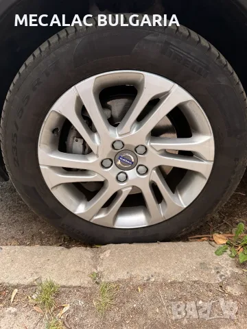 Volvo 17 - oригинални джанти + Pirelli чисто нови гуми 235 55 17, снимка 3 - Гуми и джанти - 55990470