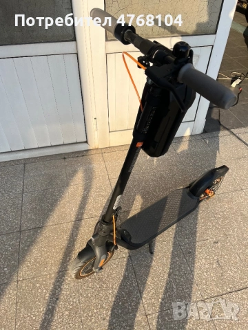 Електрическа тротинетка Segway Ninebot F40e, снимка 2 - Скутери и тротинетки - 53868345