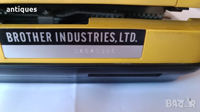 Стара пишеща машина Brother 440TR - Japan - 1971 год., снимка 6 - Антикварни и старинни предмети - 53006580
