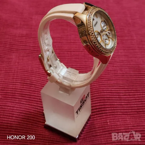 Дамски часовник DKNY,Дона Каран. , снимка 2 - Дамски - 55744040