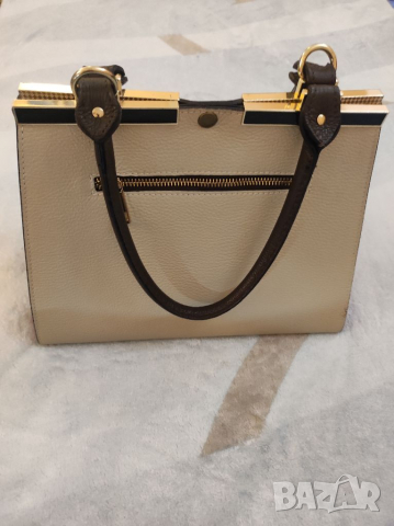 Дамска чанта VERA PELLE. , снимка 8 - Чанти - 36370852