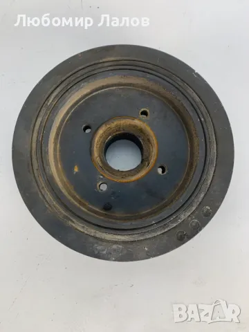 Демпферна шайба Мицубиши Л200 Mitshubishi L200 2.5 TD 115к.с. , снимка 2 - Части - 50271057