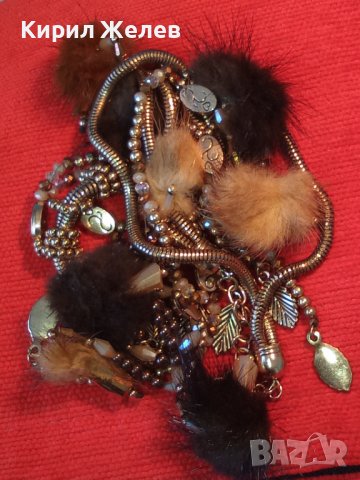 ШАРМАНТНА ВИНТИДЖ АРТ с ПОЗЛАТА ОГЪРЛИЦА от БЛАГОРОДНА СТОМАНА и ПУХЧЕТА 9308