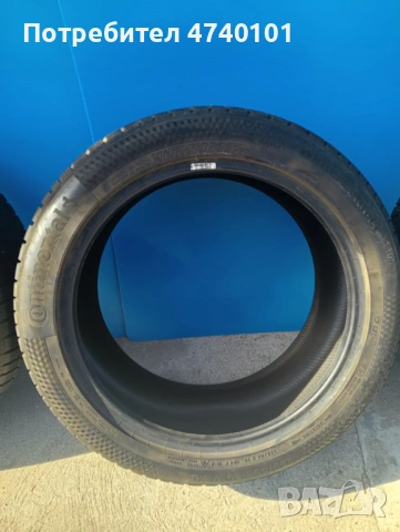 Спорт пакет две гуми 235/50/19 и две гуми 255/45/19 Continental зимни, снимка 4 - Гуми и джанти - 53599448