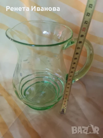 Красива стара кана от зелено стъкло , снимка 3 - Колекции - 50542441