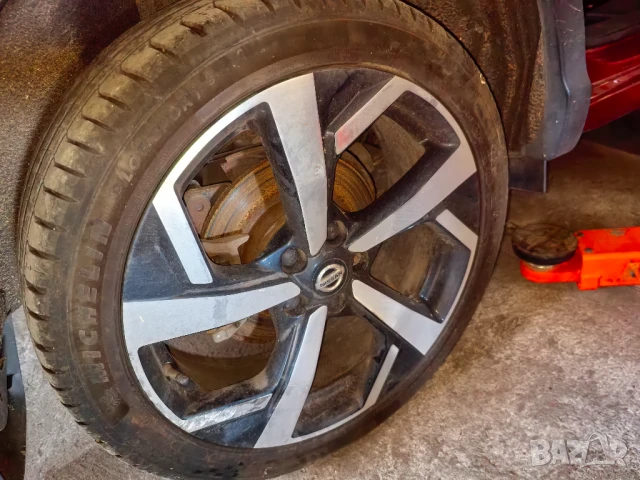 Джанти с Гуми - Nissan Qachqai j11 - 2018, снимка 2 - Части - 50800433