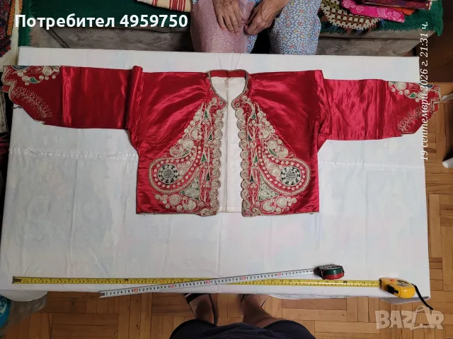 Ръчно извезани  оригинални невестеински шалвари пълен комплект с гащи, елек и антерия , снимка 9 - Антикварни и старинни предмети - 56228004