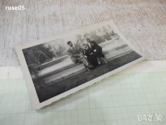 Снимка стара на семейство пред шадравана в Америка, снимка 3 - Колекции - 48071815