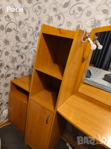 Трикрилен гардероб 150х200 см., цвят медна елша с крем, снимка 12 - Гардероби - 52857763