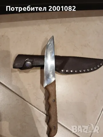 Нож с кожена кания