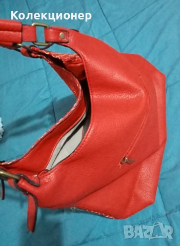 Чисто нова червена дамска чанта с плетен ефект и външни джобове, снимка 5 - Чанти - 31459086