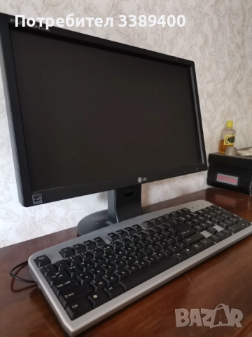 Монитор LG Flatron w1946 S-BF, снимка 2 - Монитори - 51553470