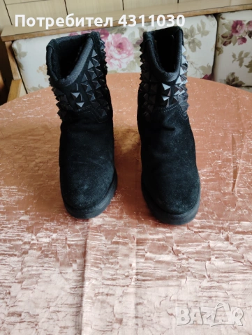 Ботуши / боти на платформа с шипове и черепи ASH YOKO 38, снимка 4 - Дамски боти - 53403926