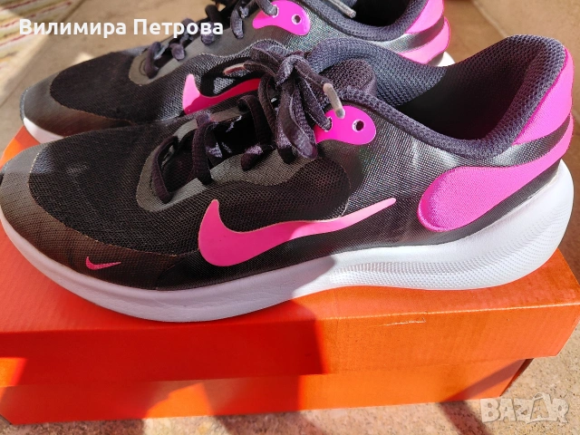 Детски маратонки Nike, снимка 3 - Детски маратонки - 53837604