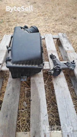 Филтърна кутия и дебитомер за Volvo S60 2005г, снимка 2 - Части - 51315432