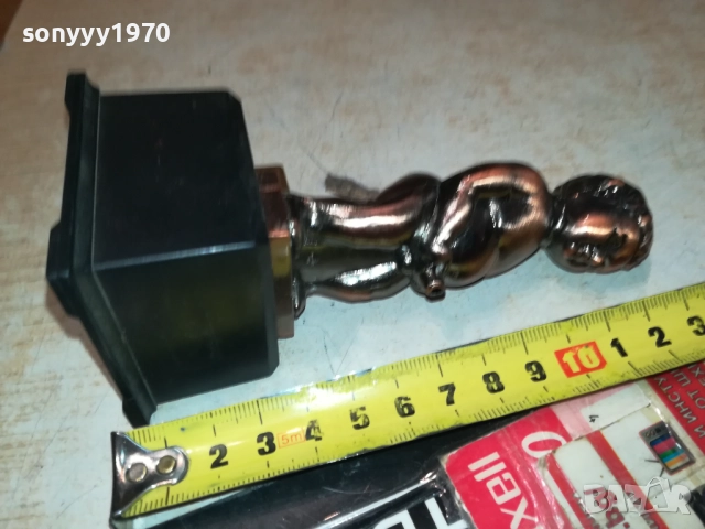 МОМЧЕНЦЕ-МЕТАЛНА ЗАПАЛКА-ВНОС SWISS 0709251659, снимка 5 - Антикварни и старинни предмети - 51634060