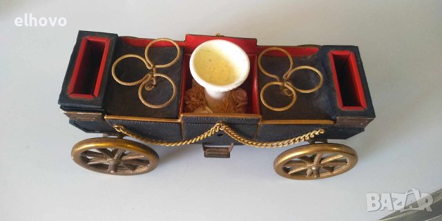 Старинен музикален файтон за алкохолна напитка, снимка 7 - Антикварни и старинни предмети - 44209137