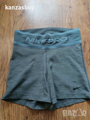 NIKE PRO DRI FIT TRAINING GYM - дамски фитнес панталони С, снимка 5 - Къси панталони и бермуди - 50690646