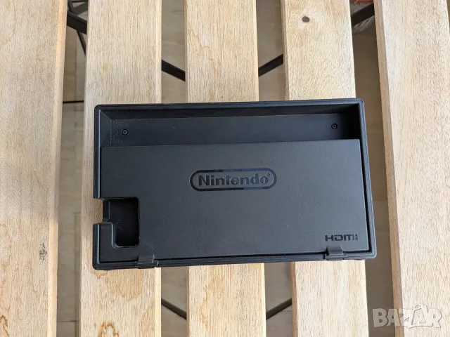 Оригинален Nintendo Switch Dock + зарядно + HDMI кабел, снимка 2 - Аксесоари - 56076955