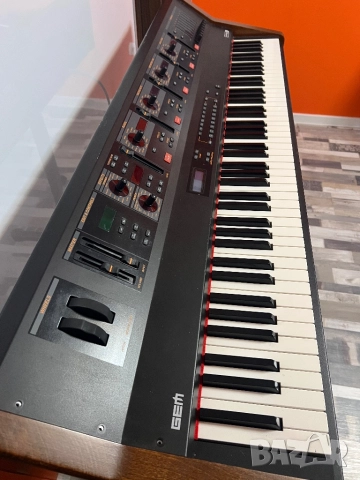 Продава дигитално пиано Promega 3