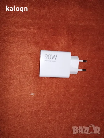 Продавам зарядно 90 w 