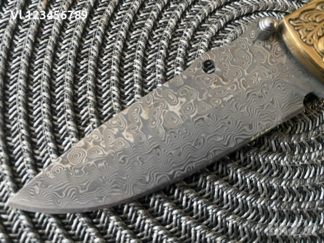 Сгъваем нож с острие имитиращо дамаска стомана 80х180 , снимка 2 - Ножове - 53713985