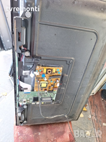 подсветка, от дисплей VES315WNGL-L3-N91 от телевизор TELEFUNKEN Модел 32HE4011, снимка 3 - Части и Платки - 52163535