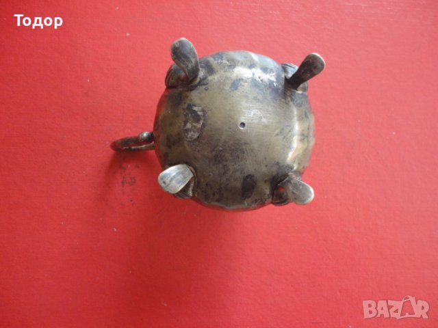 Старинна бронзова каничка , снимка 3 - Антикварни и старинни предмети - 42234639