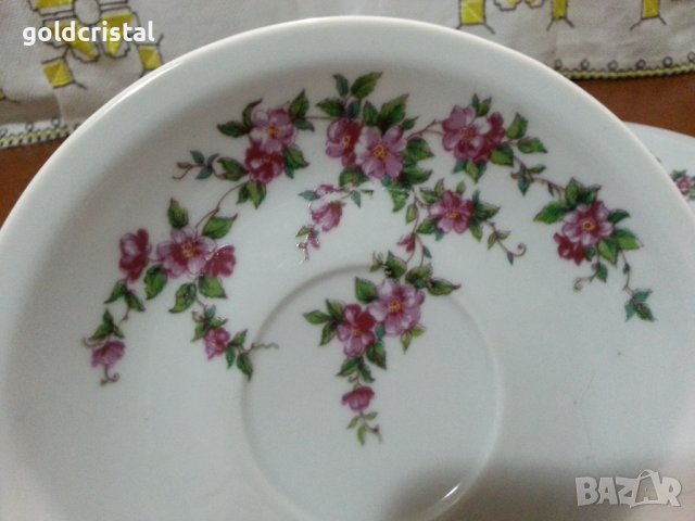Български порцелан чаши за чай , снимка 2 - Антикварни и старинни предмети - 44465801