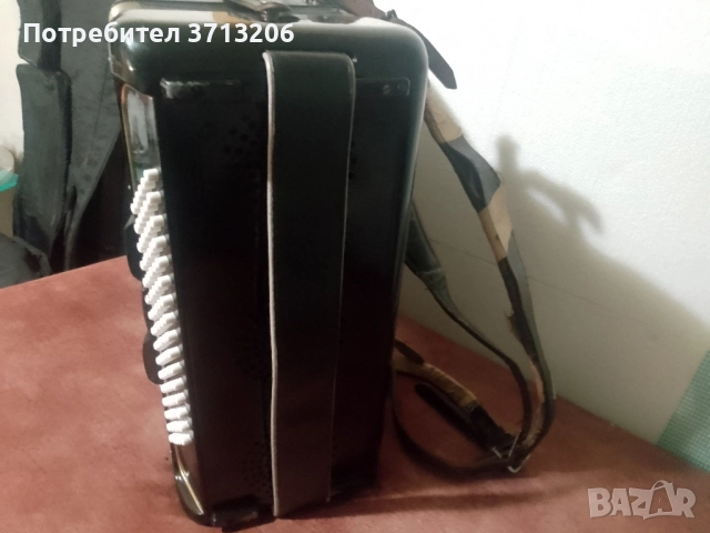 Акоордеон Делиция 96.баса ПРОДАДЕН, снимка 2 - Китари - 52354346