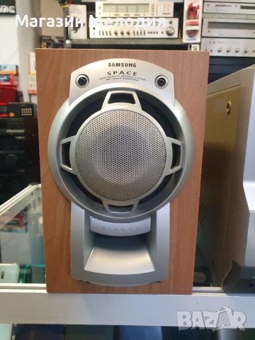 Аудиосистема Samsung MM-ZJ8 с две тонколони и дистанционно. Има ради, дуск, касета и aux. В отлично , снимка 4 - Аудиосистеми - 50737722