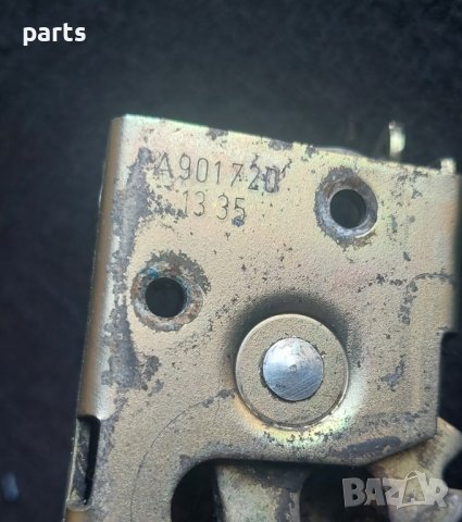 Дясна Ключалка Мерцедес Спринтер - VW LT - A9017201335 N, снимка 4 - Части - 41660947