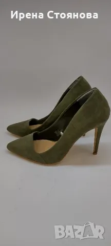 Дамски обувки в маслено зелен цвят на висок ток. Материя велур. Размер 40/41 номер , снимка 2 - Маратонки - 49271041