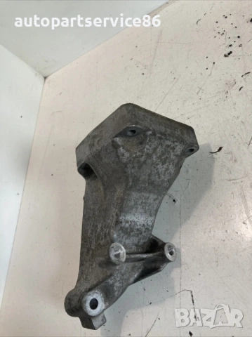 Стойка на двигател за лява страна за Mercedes C220 CDI CL203 150Hp (2007) A6112230704