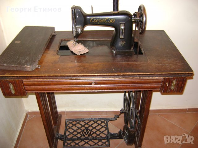 Ретро шевна машина Csepel 30 