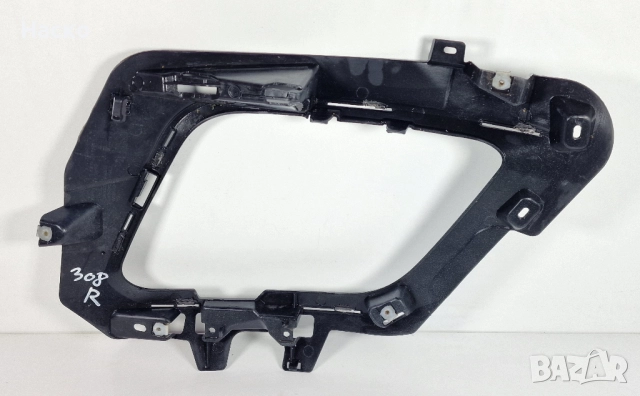 Дясна Основа Десен Държач Халоген Пежо 308 Peugeot 308 2007 - 2014, снимка 2 - Части - 52152871