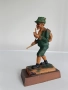 Немска статуетка на ловец в традиционно облекло., снимка 2