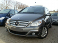 Mercedes-Benz B200