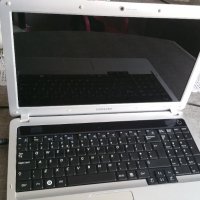 Лаптоп Самсунг Samsung, снимка 2 - Лаптопи за дома - 41547782