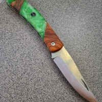 Сгъваем нож ръчно изработен , снимка 1 - Ножове - 44550110